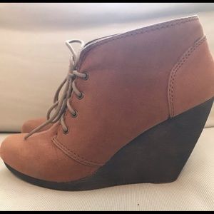 Baker’s Suede Lace-up Wedges